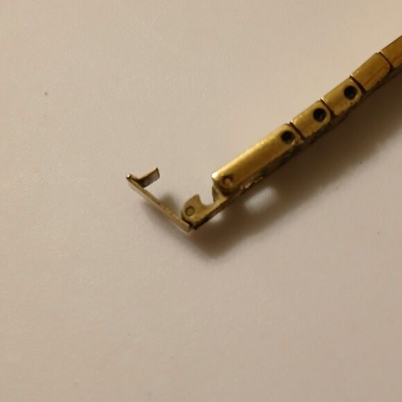 Vtg 80's Timex Q K Cell Women Gold Tone Stainless Steel Watch 5 1/4" Wrist READ - Picture 7 of 16